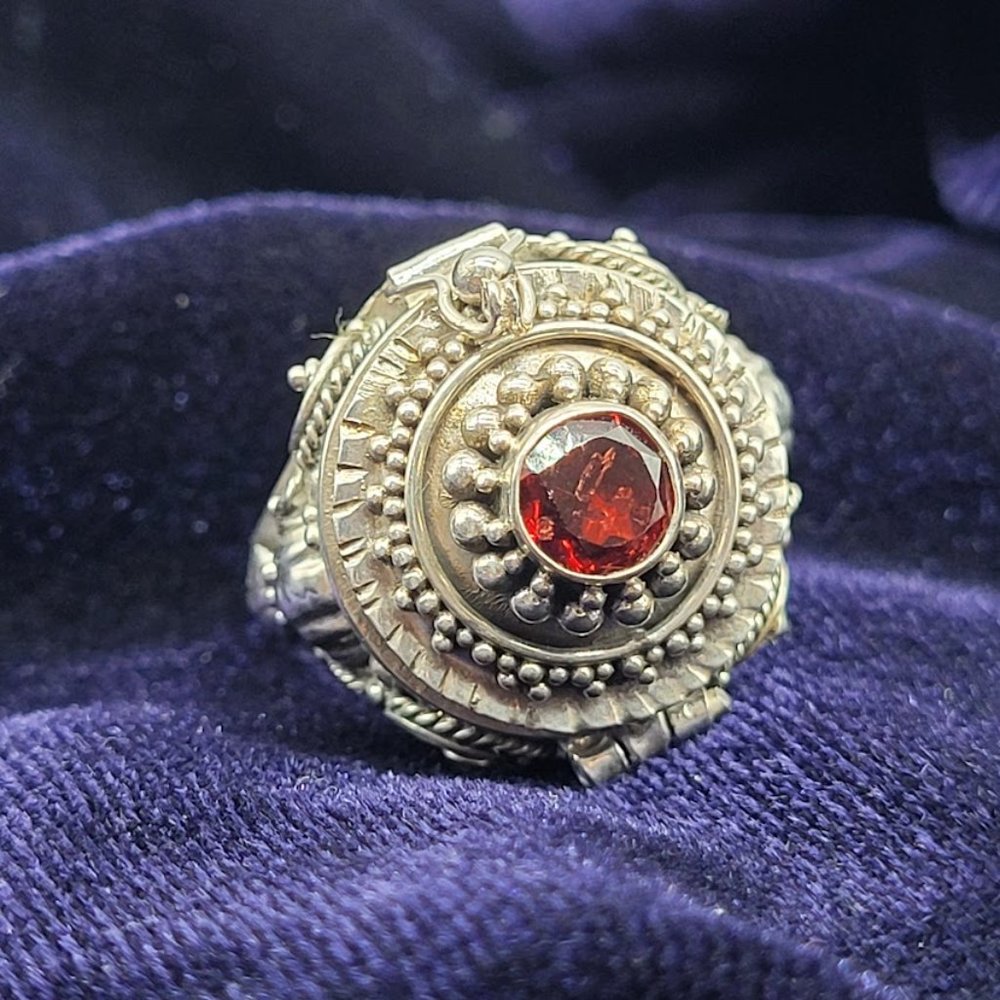 NEW Sterling Silver Garnet Poison Ring Treasure Keeper Handmade Art Wear 9